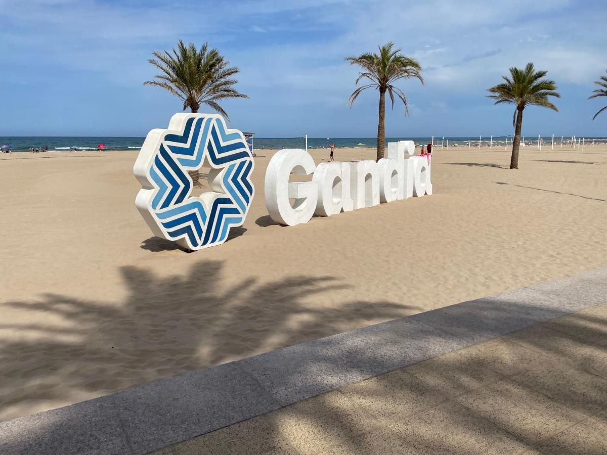 Apartamento En Segunda Linea En Playa De Gandia Bagian luar foto
